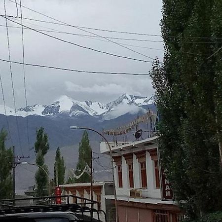 Hotel Sky Desert - Leh Ladakh Ut Dış mekan fotoğraf